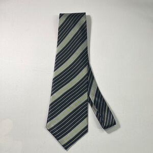 Classic Striped Black and Gold Tie
